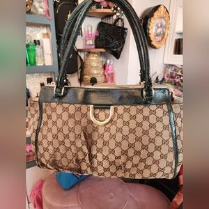 Gucci Beige and Green Women's Bag